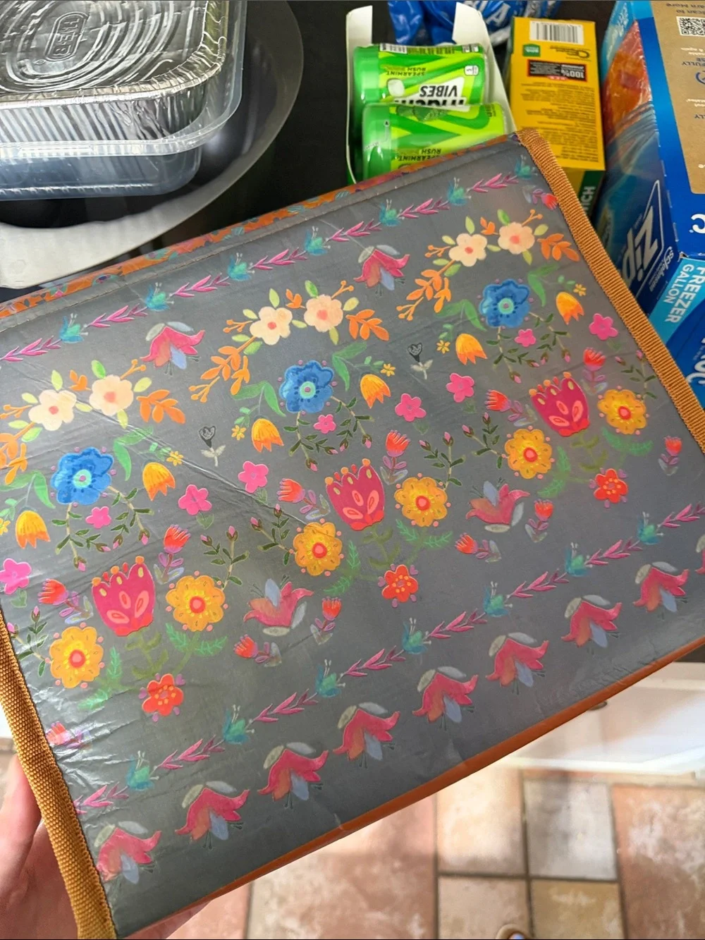 Natural Life - Insulated Travel Cooler - XL Lunchbox - New with Tags - Floral